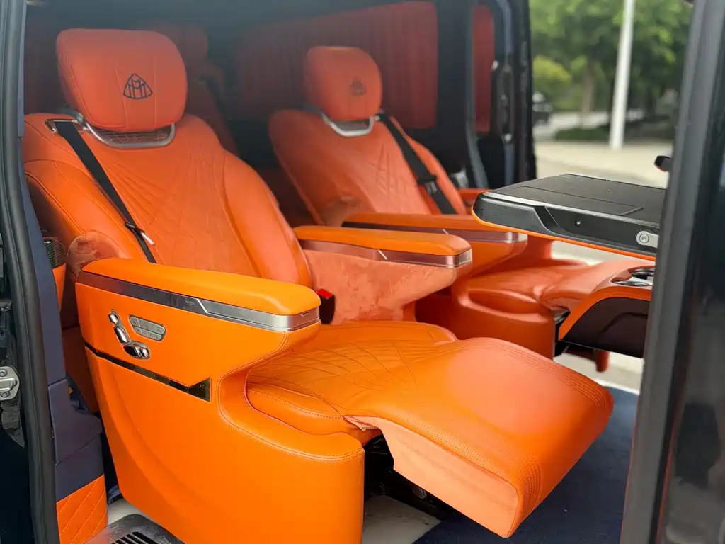 Mercedes-Benz Vito 2023 — фото 18