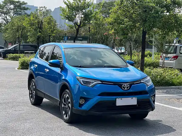 Toyota RAV4 2016