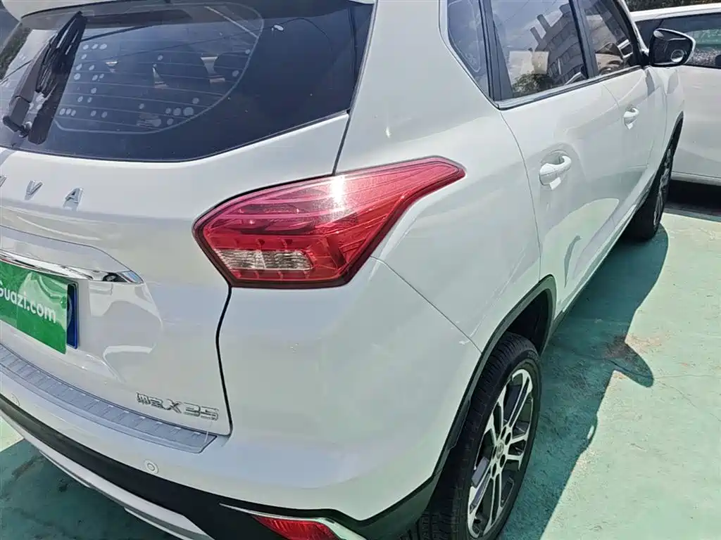 BAIC Senova X35 2018 — фото 8