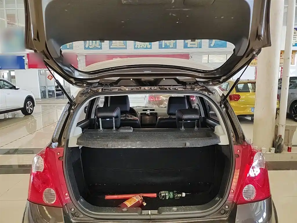Suzuki Swift 2017 — фото 19