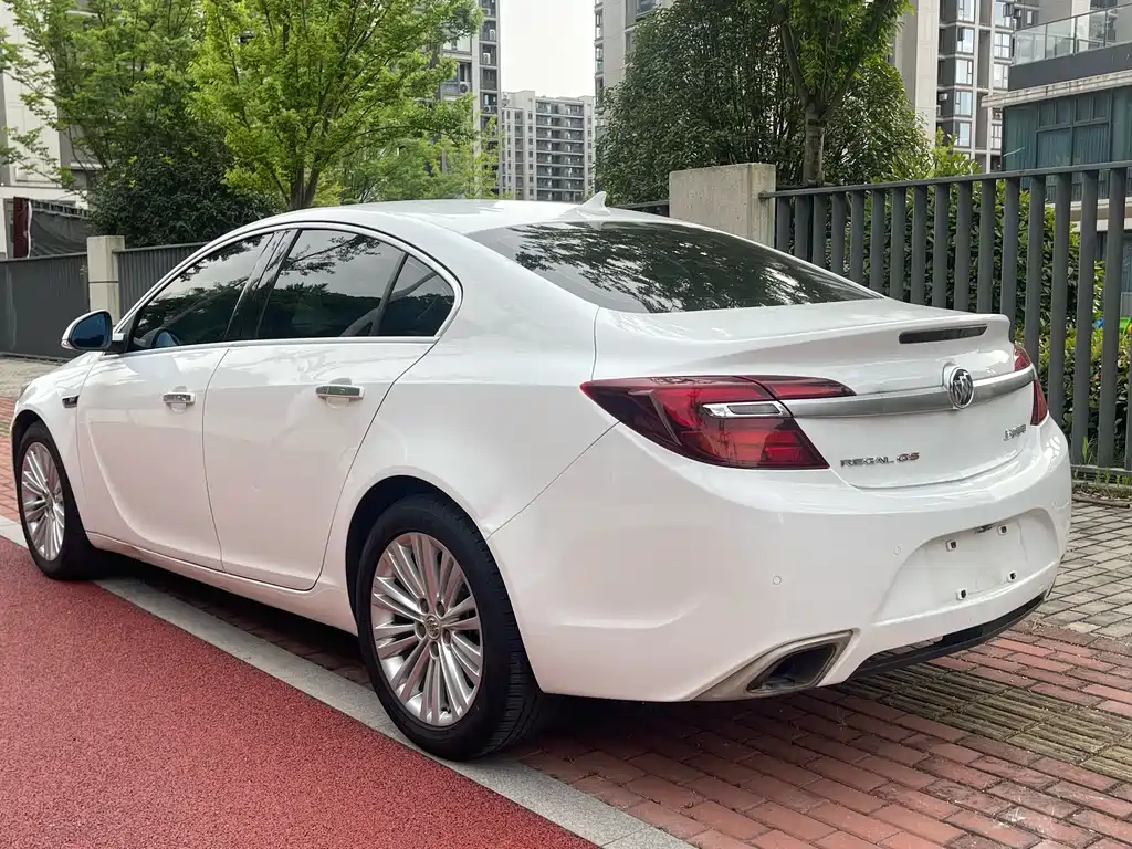 Buick Regal 2015 — фото 6
