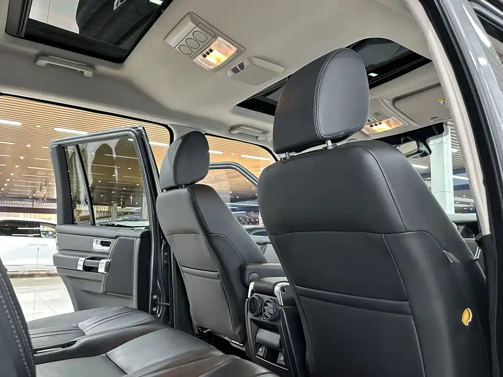 Land Rover Discovery 2017