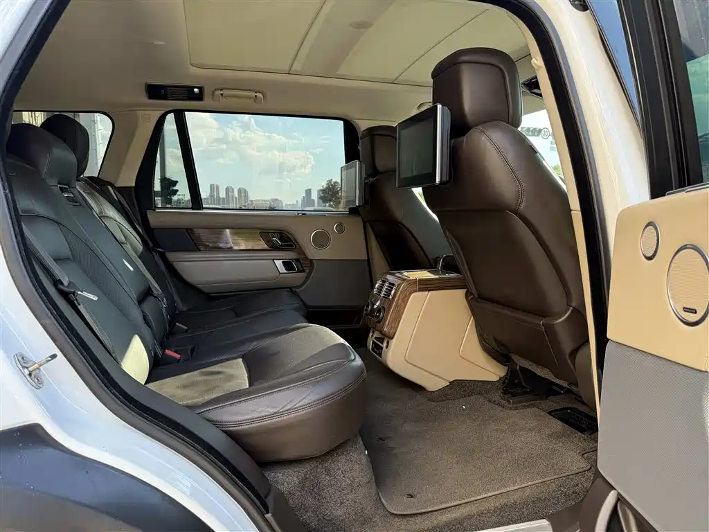 Land Rover Range Rover 2019 — фото 11