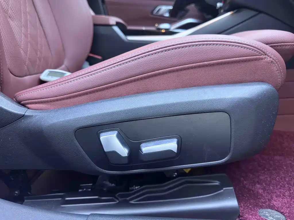 BMW 3 Series 2023 — фото 18
