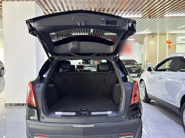 Cadillac XT5 2021 — фото 10