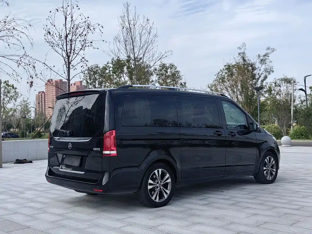 Mercedes-Benz V-Class 2020 — фото 5