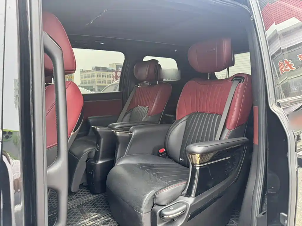 GAC Motor Trumpchi M8 2023 — фото 13
