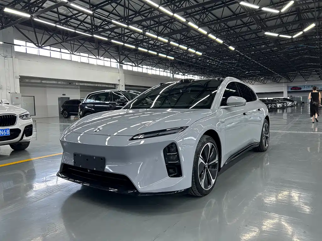NIO ET5T 2025