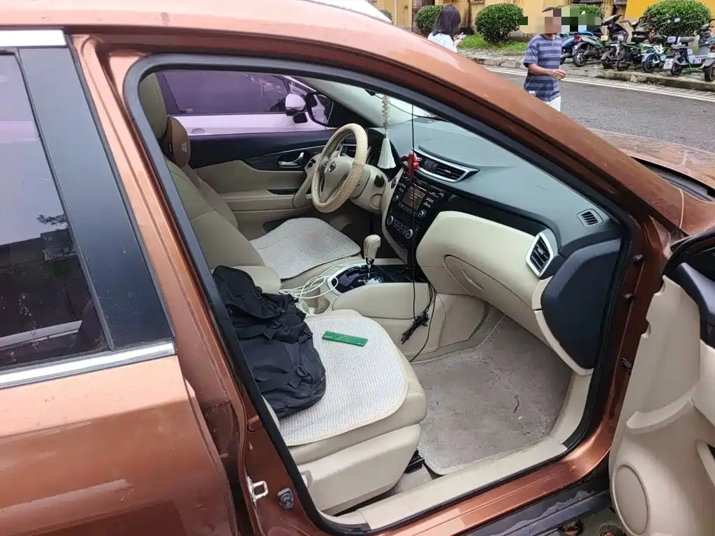 Nissan X-Trail 2015 — фото 20