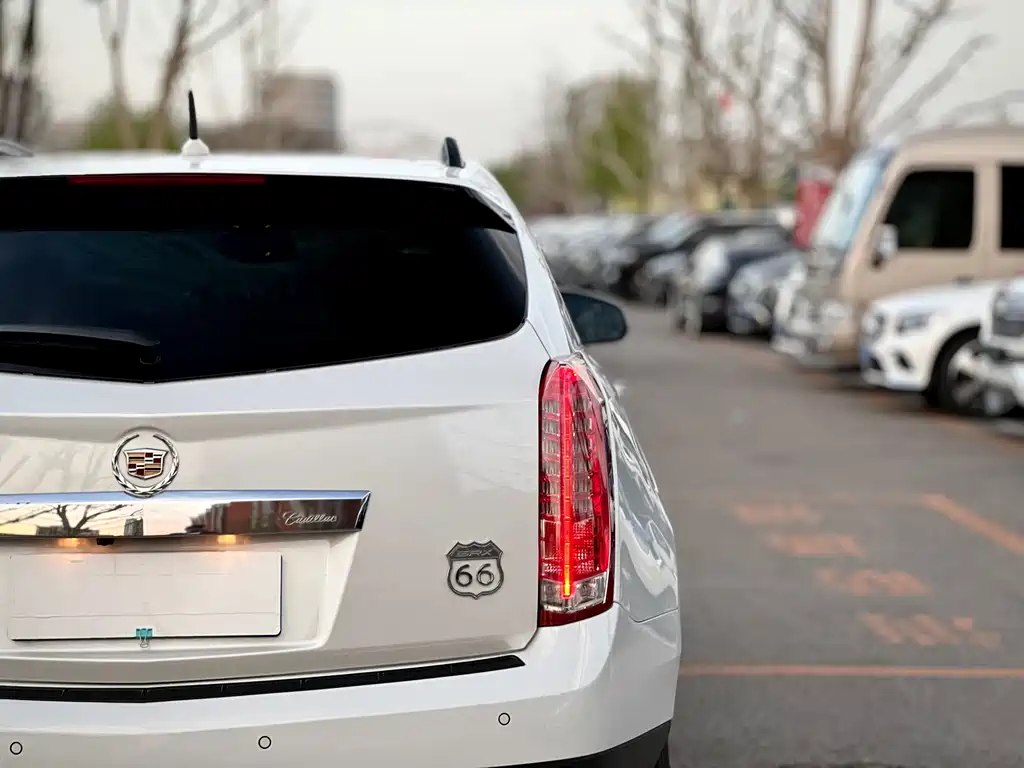 Cadillac SRX 2013 — фото 39