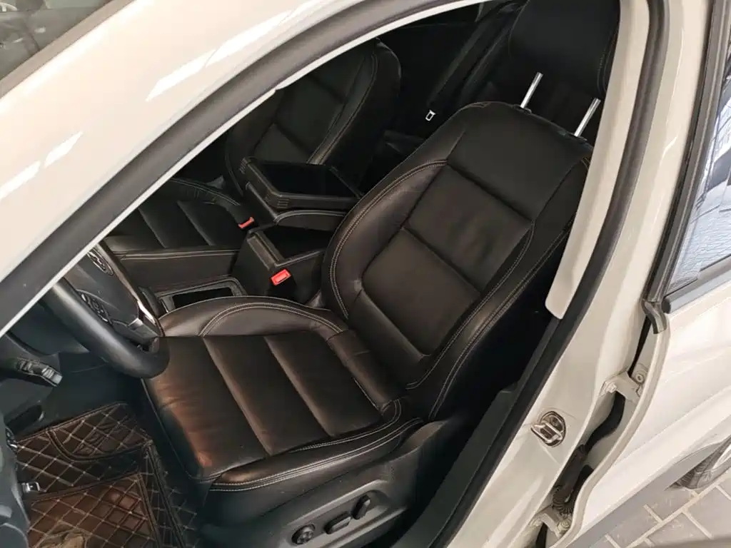 Volkswagen Tiguan 2019 — фото 15