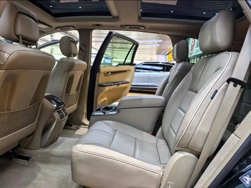 Mercedes-Benz R-Class 2013
