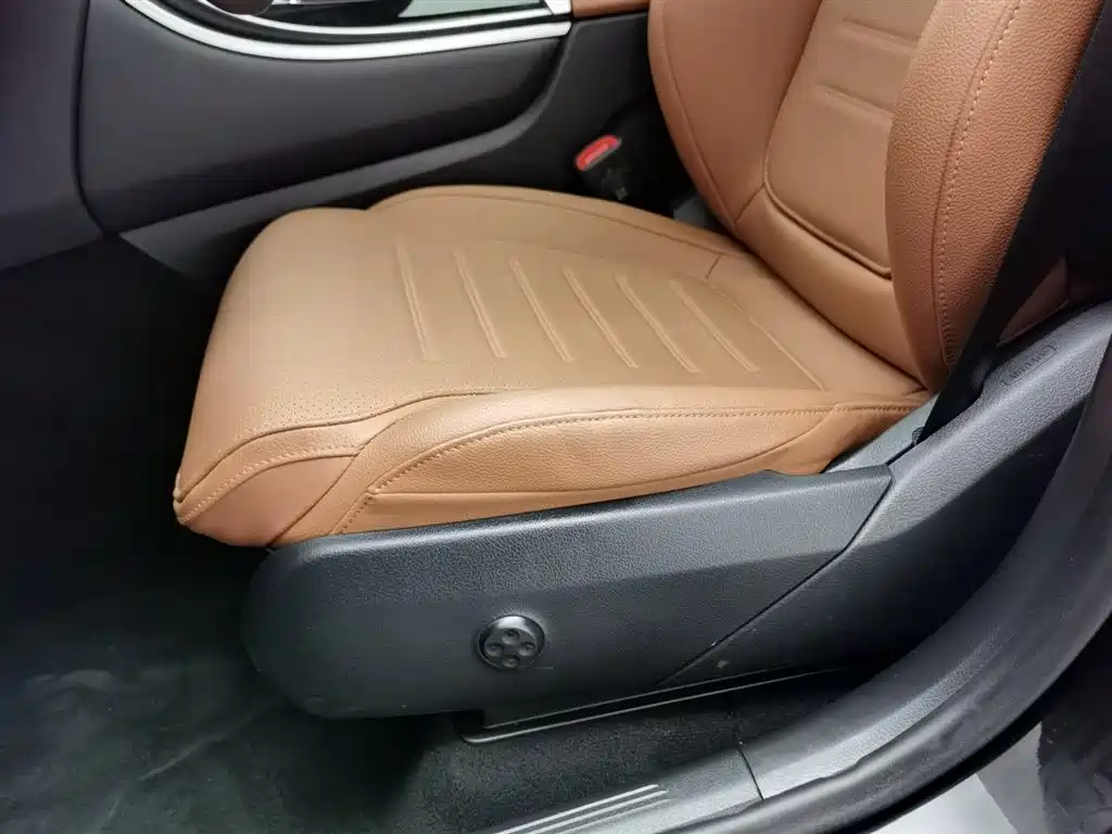 Mercedes-Benz GLC 2023 — фото 20
