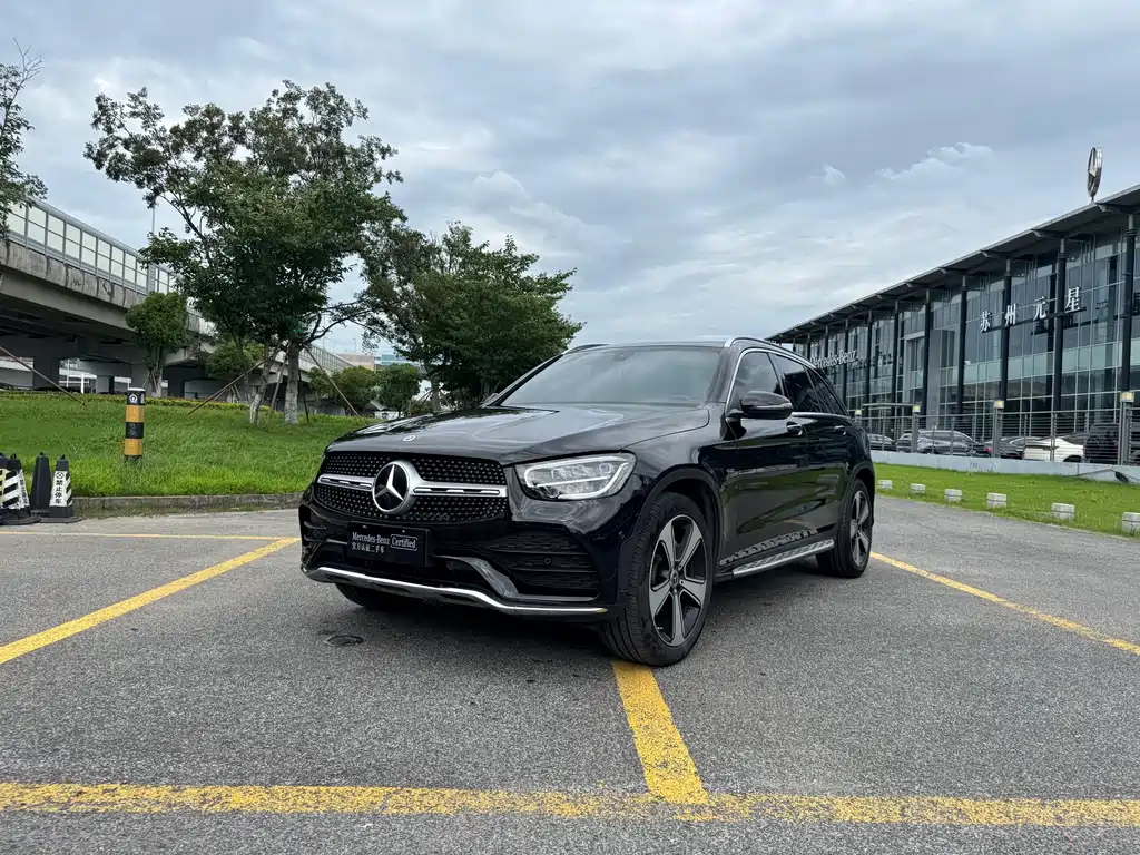 Mercedes-Benz GLC 2023