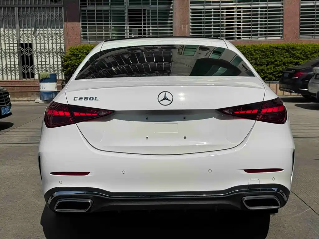 Mercedes-Benz C-Class 2022 — фото 4