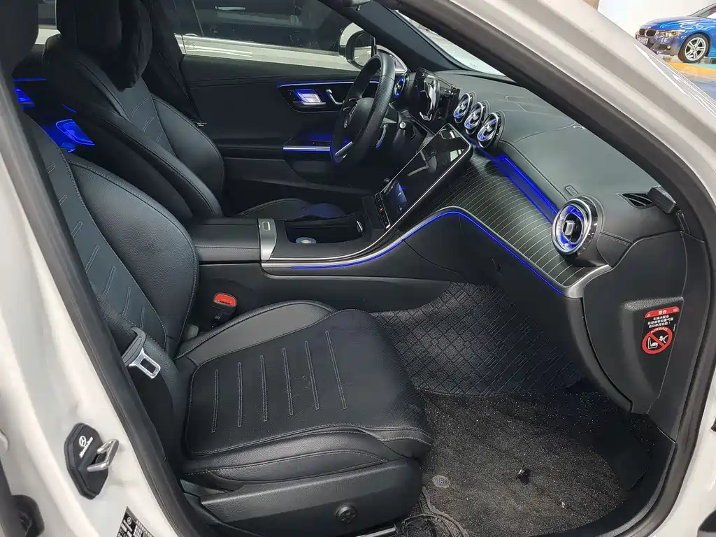 Mercedes-Benz C-Class 2023