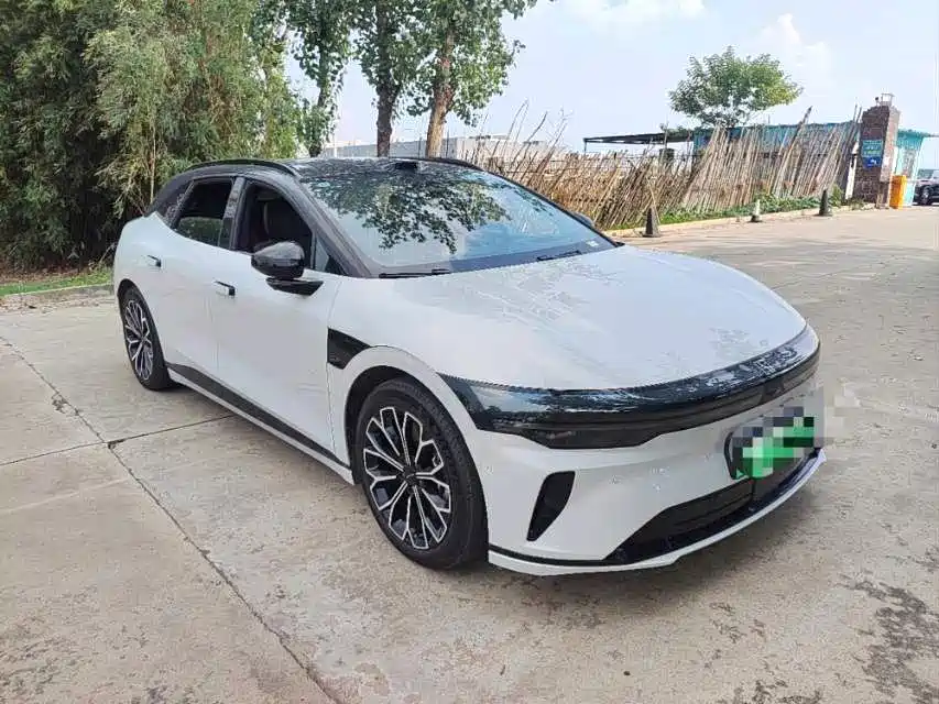 Zeekr 007 GT 2025