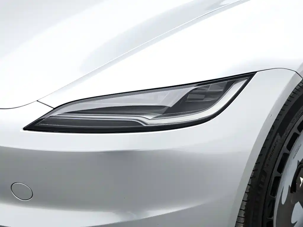 Tesla Model 3 2024 — фото 18