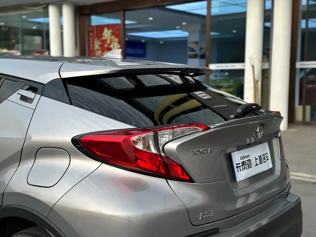 Toyota IZOA 2018 — фото 17