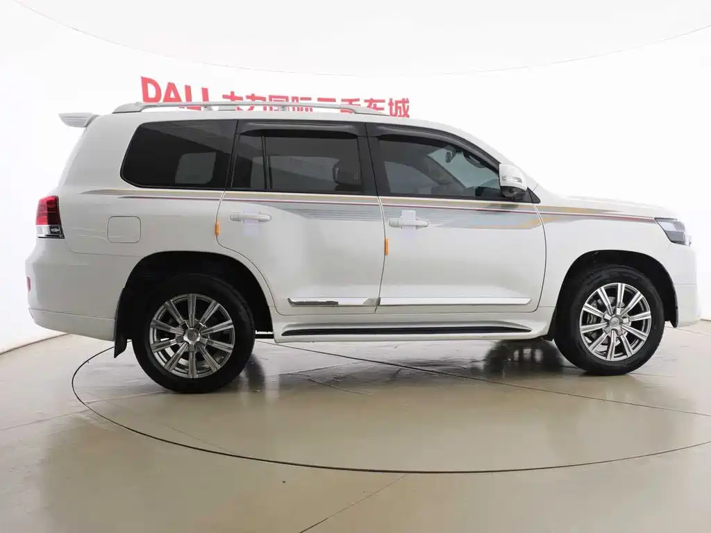Toyota Land Cruiser 2019 — фото 4