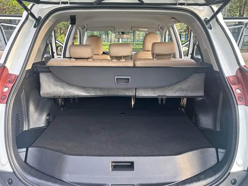Toyota RAV4 2014 — фото 14