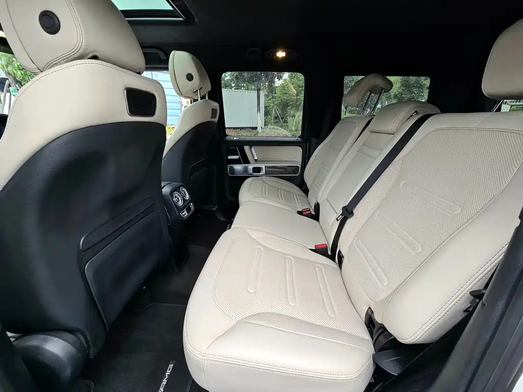 Mercedes-Benz G-Class 2023 — фото 14