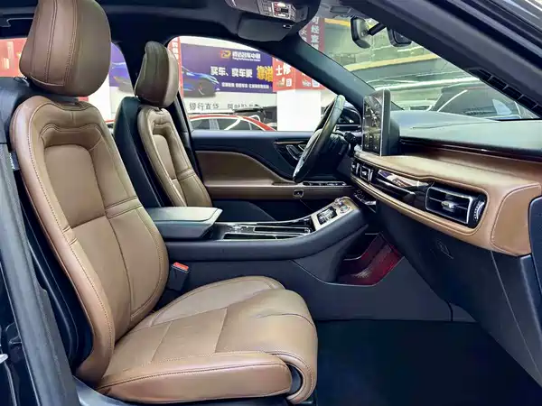 Lincoln Aviator 2021