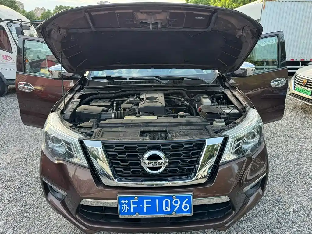 Nissan Terra 2020
