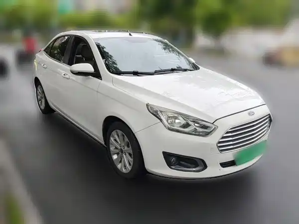 Ford Escort 2015