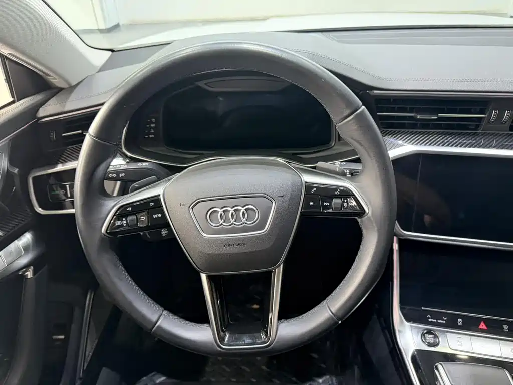 Audi A7 2022 — фото 8