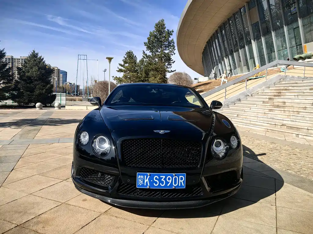 Bentley Continental 2017 — фото 2