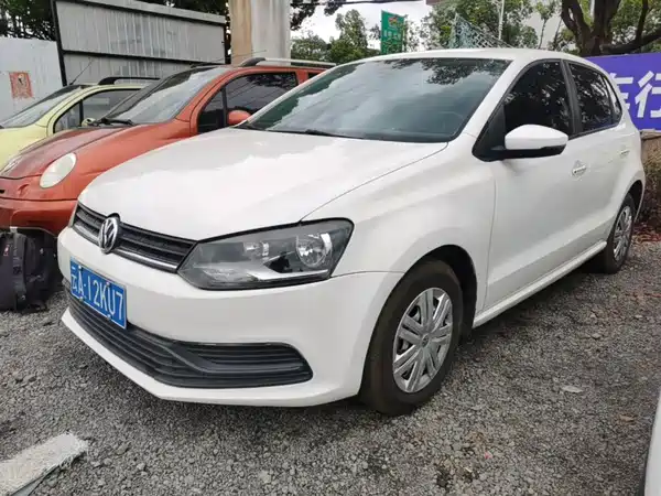 Volkswagen Polo 2016