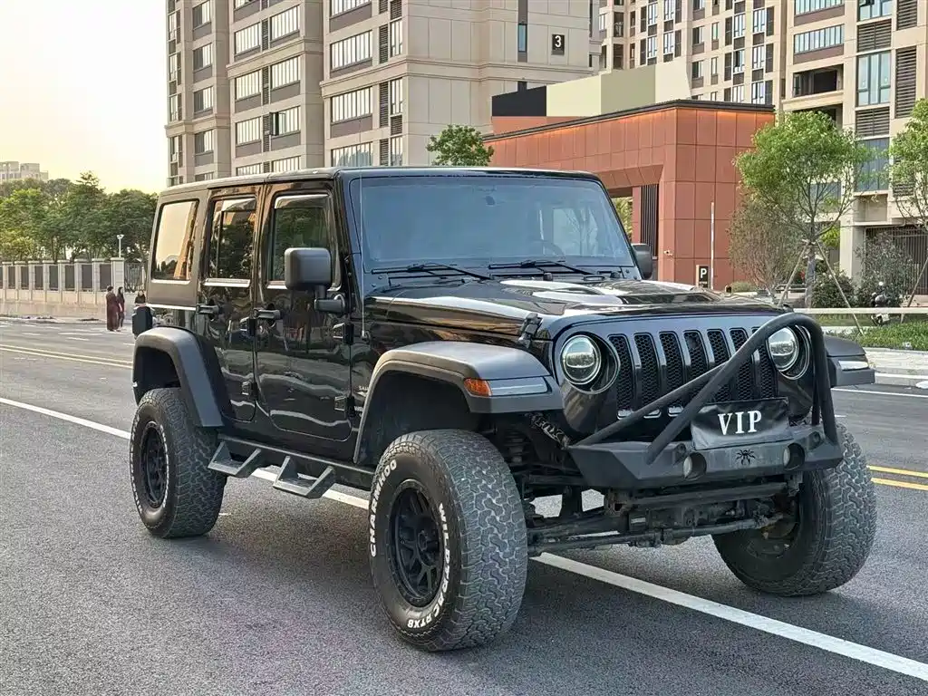 Jeep Wrangler 2013 — фото 3