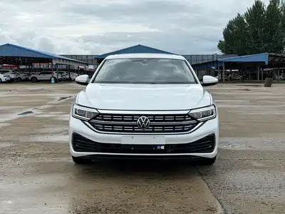 Volkswagen Sagitar 2022