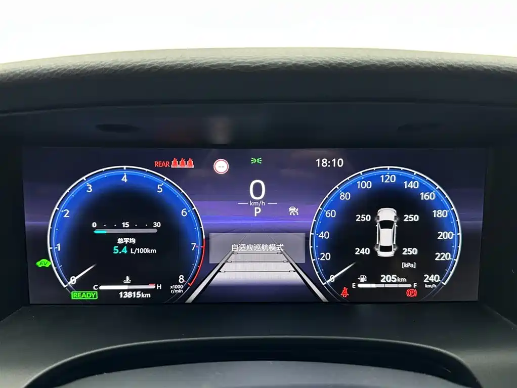 Toyota Camry 2024 — фото 14
