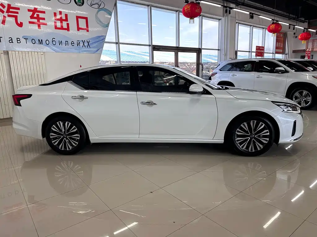 Nissan Teana 2023 — фото 4