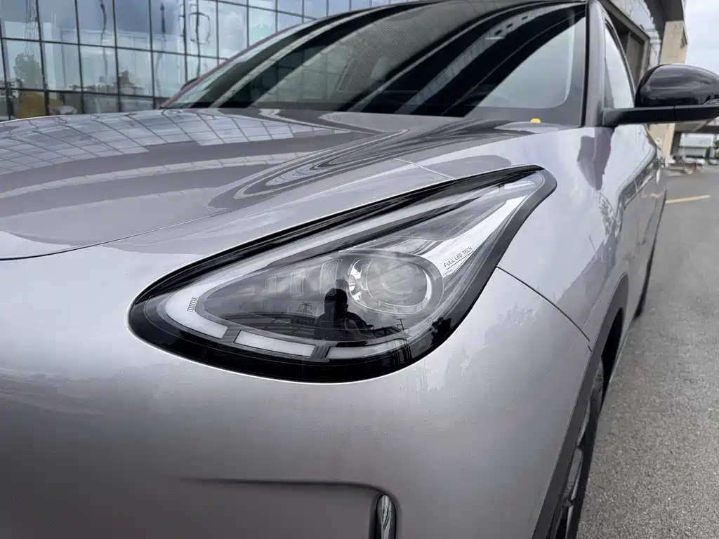 Geely Galaxy Starwish 2025 — фото 4