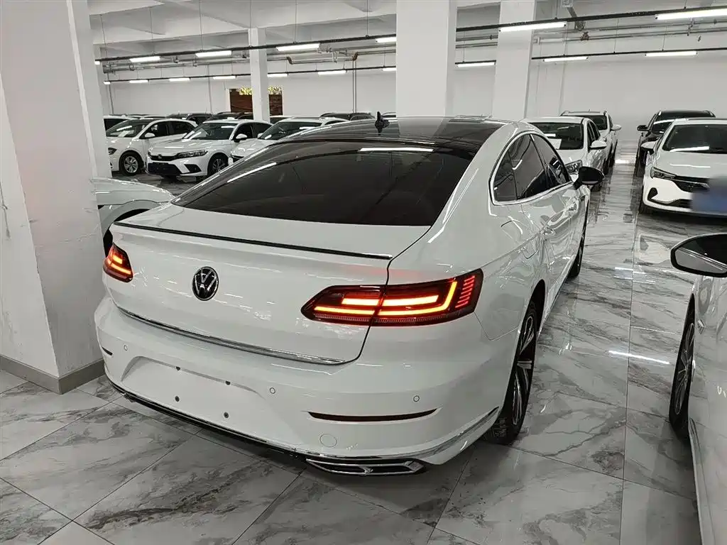 Volkswagen CC 2024 — фото 5
