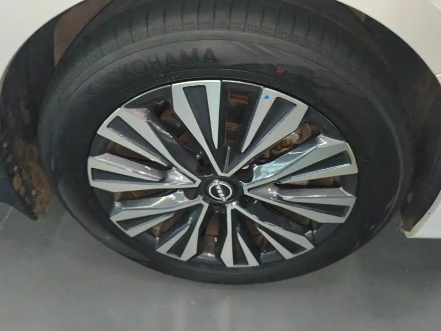 Nissan Teana 2025