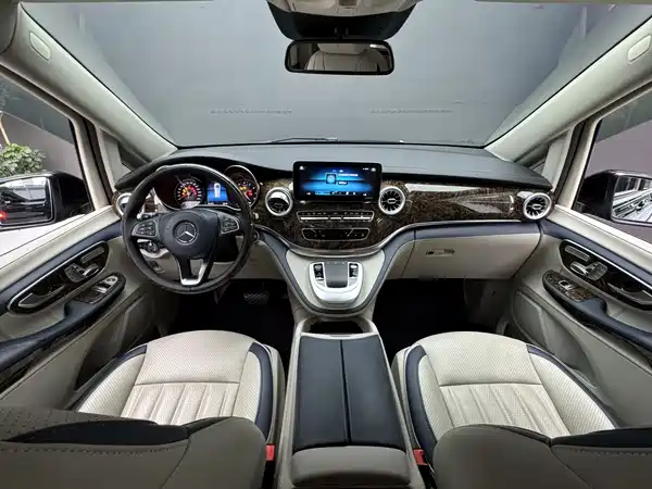 Mercedes-Benz V-Class 2022