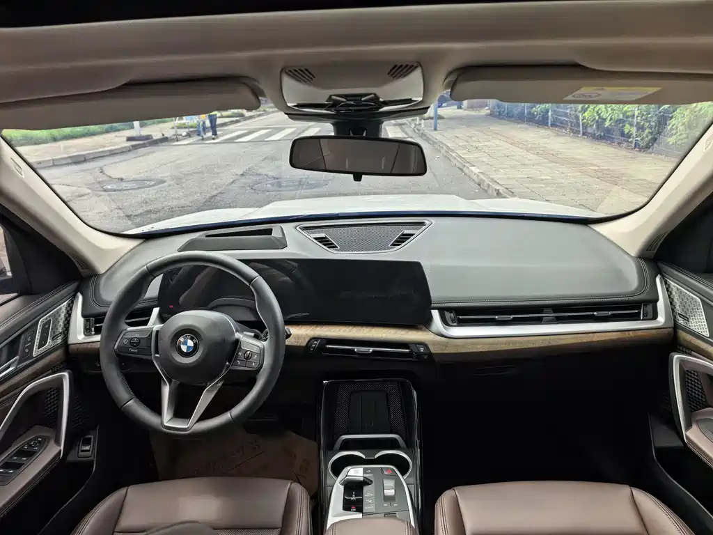 BMW X1 2024 — фото 11