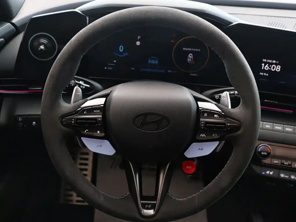 Hyundai Elantra N 2024 — фото 16