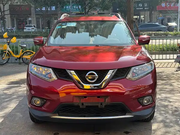 Nissan X-Trail 2015