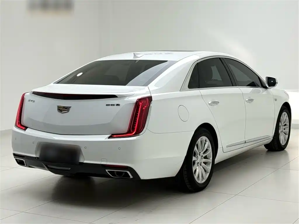Cadillac XTS 2018 — фото 7