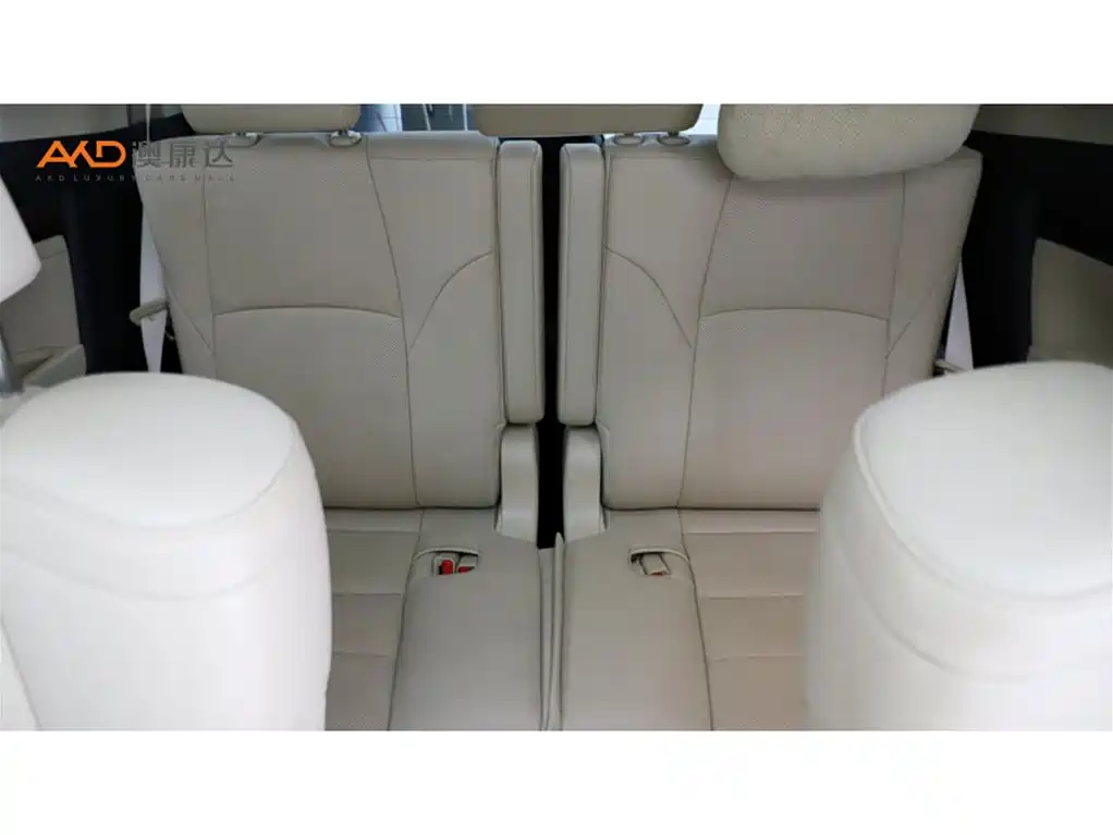 Toyota Alphard 2022 — фото 9