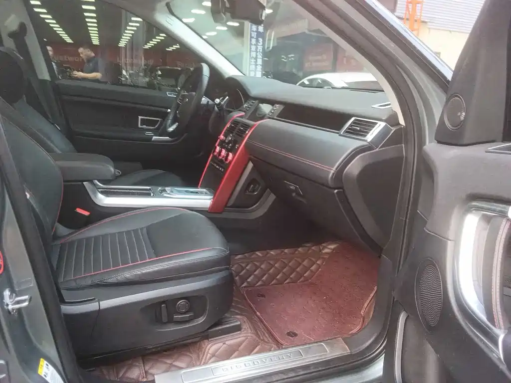 Land Rover Discovery Sport 2019 — фото 10