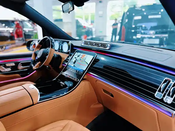 Mercedes-Benz Vito 2024
