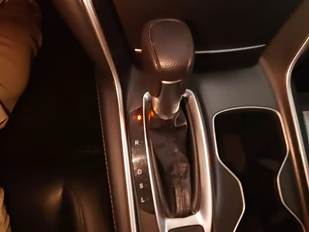 Honda Accord 2018 — фото 10