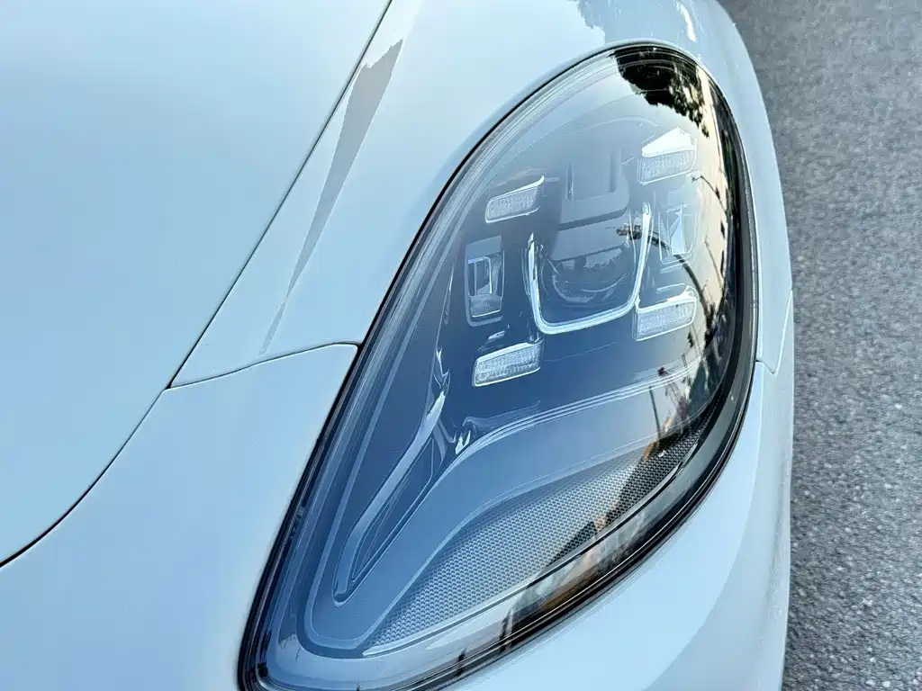 Porsche Panamera 2019 — фото 5