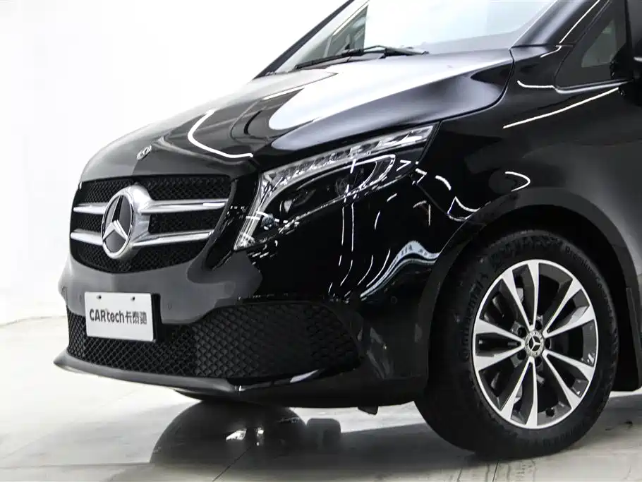 Mercedes-Benz V-Class 2021 — фото 7